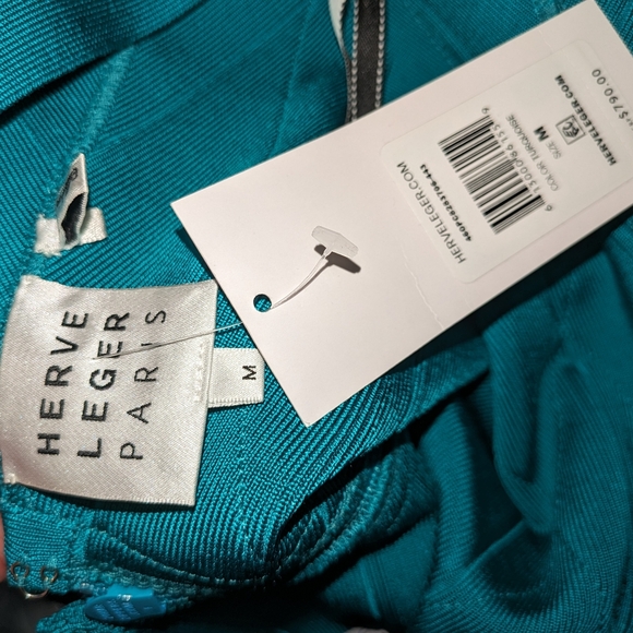 15. NWT HERVE LEGER V NECK MINI BANDAGE DRESS IN TURQUOISE - Picture 10 of 10